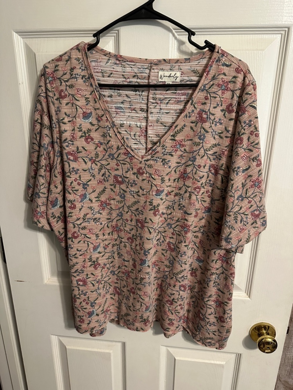 Wonderly Pink Floral V-Neck Short Sleeve Top